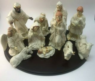 Vtg 1999 Home For The Holidays White Porcelain W Gold Trim Nativity Boxed Set