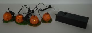 Lemax Spooky Town Set Of 4 Lighted Pumpkins With 2 Black Cats Halloween Village