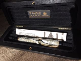 Parker Duofold Pearl And Black International Fountain Pen