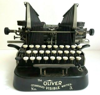 Oliver No.  3 " Batwing " Typewriter Still - Great In A Home Office