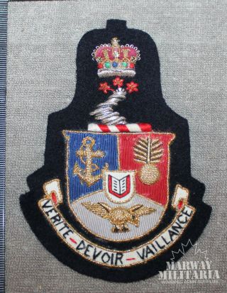 Royal Military College Gold/silver Wire Blazer / Jacket Crest (inv18762)