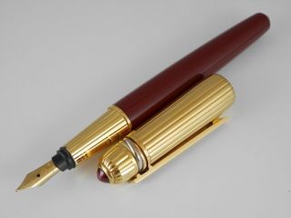 Cartier Pasha Red Lacquer And Gold Plated Fountain Pen M