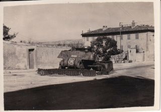 Wwii Snapshot Photo Ko M4 Sherman Tank Turret Blown Off Italy 316