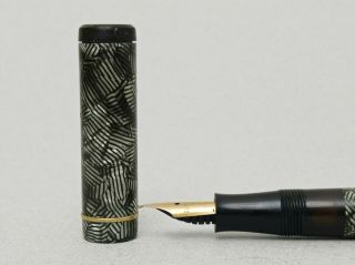Soennecken 506 Grey Hatch Piston Fountain Pen Vintage Rare Pattern
