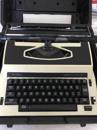 Vintage Royal Aristocrat Electric Typewriter With Hard Case
