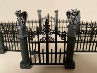 Lemax Spooky Town Gargoyle Fence Set Of 2 -,  No Package