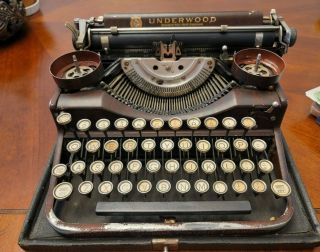 Antique Underwood Standard 4 Bank Portable Typewriter With Case 1929