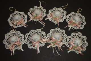 Vtg Christmas Set Of 8 Ivory Crochet Hat Ornaments W/ Pink Ribbon Victorian Tree