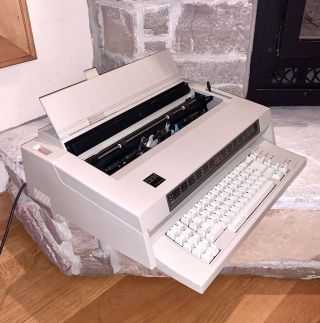 IBM Wheelwriter 5 Electronic Typewriter USA Made 674X Vintage 1984 3