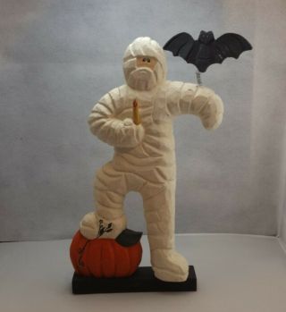 Carved Wood Halloween Mummy With Bat And Pumpkin (l3)
