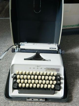 Vintage Adler J4 Typewriter With Case