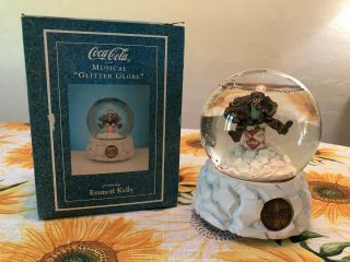 Coca - Cola Emmett Kelly Musical Glitter Snow Globe " Sip And Zip " 1994