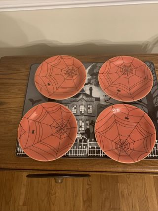 WILLIAMS - SONOMA Set Of 4 SPIDERWEB HALLOWEEN Plates Black & Orange W/ Spider 6” 2