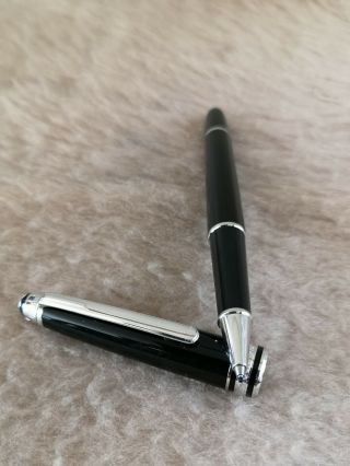 Montblanc Mesiterstuck 163 Unicef Sapphire Black & Platinum Trim Fineliner Pen