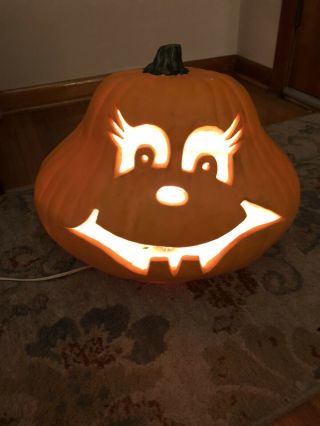 Gemmy Halloween Light Up Pumpkin Jack O Lantern With Eyelashes 13”