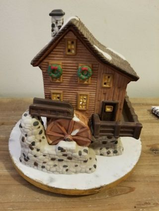 Heartland Valley Village Deluxe Porcelain Lighted House Water Mill