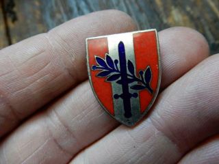 Theater Made Us Forces In Austria Dui Di Crest Pin