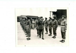 Period Press Photo King George Vi Inspecting British Paratroopers Ww11