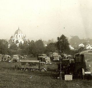 Great Wehrmacht Motorised Truppe Lkw Trucks Parked In Field; Poland