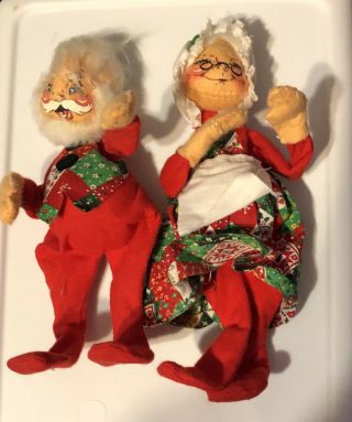 Annalee Christmas Dolls,  Mr.  Santa Claus And Mrs.  Claus