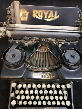 Royal 10 Typewriter 3