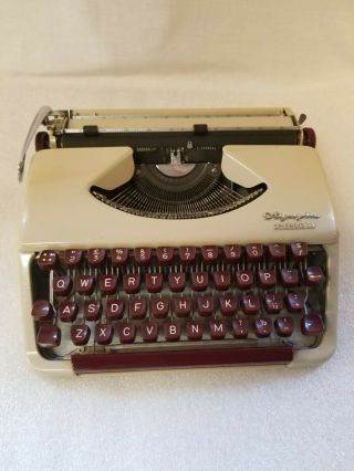 Vintage Olympia Splendid 33 Typewriter