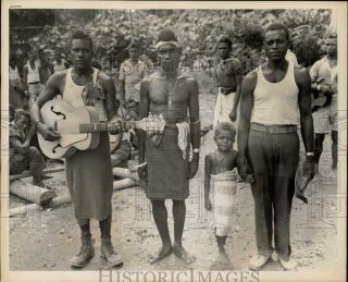 1944 Press Photo Native Musical Performers On Guadalcanal,  Solomon Islands