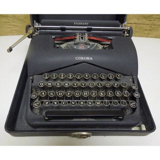 Corona Standard Typewriter,  1938 - 39,  Black,  Glass Keys,  Case