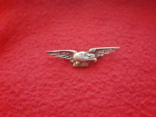 Unusual Vintage Ww Ii Era Brass Eagle Military Pin Pre - Owned