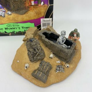 Lemax Spooky Town The Mummy ' s Tomb 74593 Lighted & Animated Table Accent READ 2