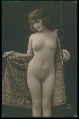 French Nude Woman Flasher Girl Vintage Old C1910 - 1920s Photo Postcard