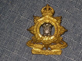 Ww2 Canadian Cap Badge Royal Regiment Of Canada