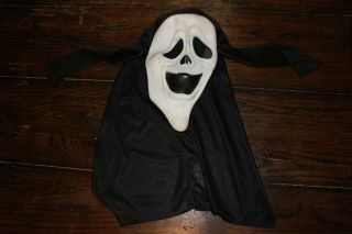 Scream Halloween Mask Fun World Div.  Easter Unlimited Ghost Face
