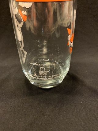 VINTAGE ARBY ' S GLASS - 1966 BUGS BUNNY LOONEY TUNES 3