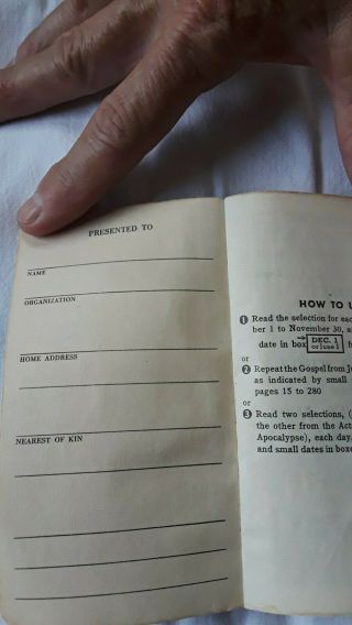 1942 WWII US Army Testament Pocket Bible Catholic Ver.  Roosevelt Military 3