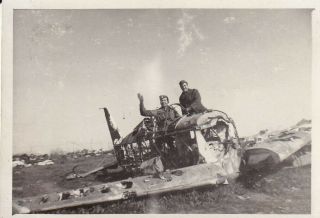 Wwii Snapshot Photo Named 181st Engineers In Wrecked Fighter France 44