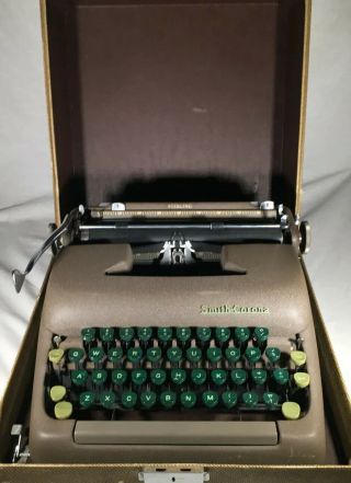 Old Vtg 1950s Smith Corona Sterling Typewriter Portable Great W/ Case