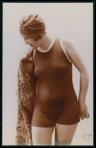 I10 Bathing Beauty Swimsuit Risque Sexy Woman Old 1920s Photo Postcard