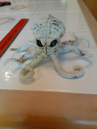 Halloween Prop Plastic Marine Sea Creature Octopus Skeleton Decoration