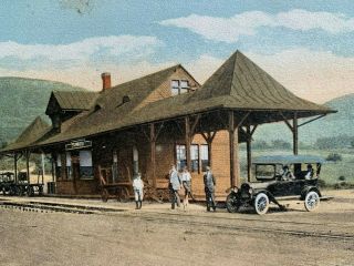 Postcard Stamford Ny - C1920s Railroad Station - People Waiting Old Car