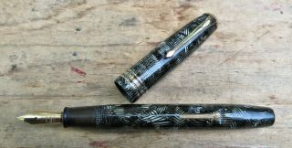 Conway Stewart 58 Cross - Hatched Resin Fountain Pen Medium 14k Nib