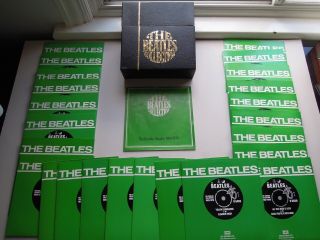 The Beatles 24 Vinyl Singles Box Set With Insert - Ex