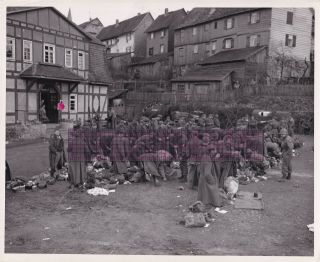 Orig Signal Corps 8x10 Photo 2nd Division & German Slavic Prisoners Germany 46