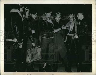 1942 Press Photo Us Army Air Force,  Sgt Schnorr,  Lts Wikle Jr,  Blair Jr,  Ijams Jr