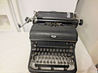 Vintage Black Royal Touch Control Manuel Typewriter