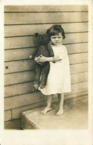 Real Photo Postcard - Little Girl & Teddy Bear - Old Real Photo Postcard