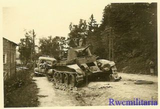 CAUGHT IN OPEN German View KO ' d Russian BT - 7 Panzer Tank & Lkw Truck on Road 2