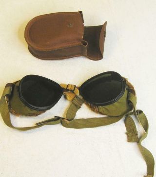 Wwii Fgco Aviation Goggles In Leather Case - Fur Lined - Clear Lenses - Straps Intact