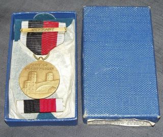 Boxed Post Ww2 Army Of Occupation Medal W/ Germany Clasp & Ribbon Bar
