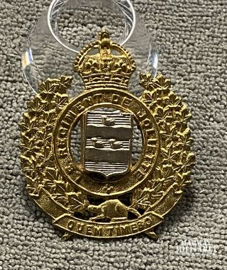 Le Regiment De Joliette Cap Badge (23220)